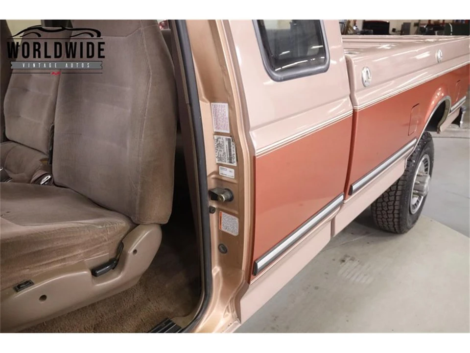 1994 Ford F-Series 9th Gen - Image 25 of 31