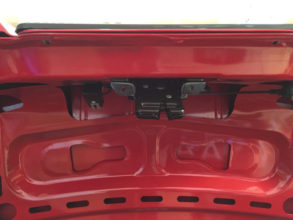 1994 Ford SN95 Mustang Cobra - Image 28 of 31