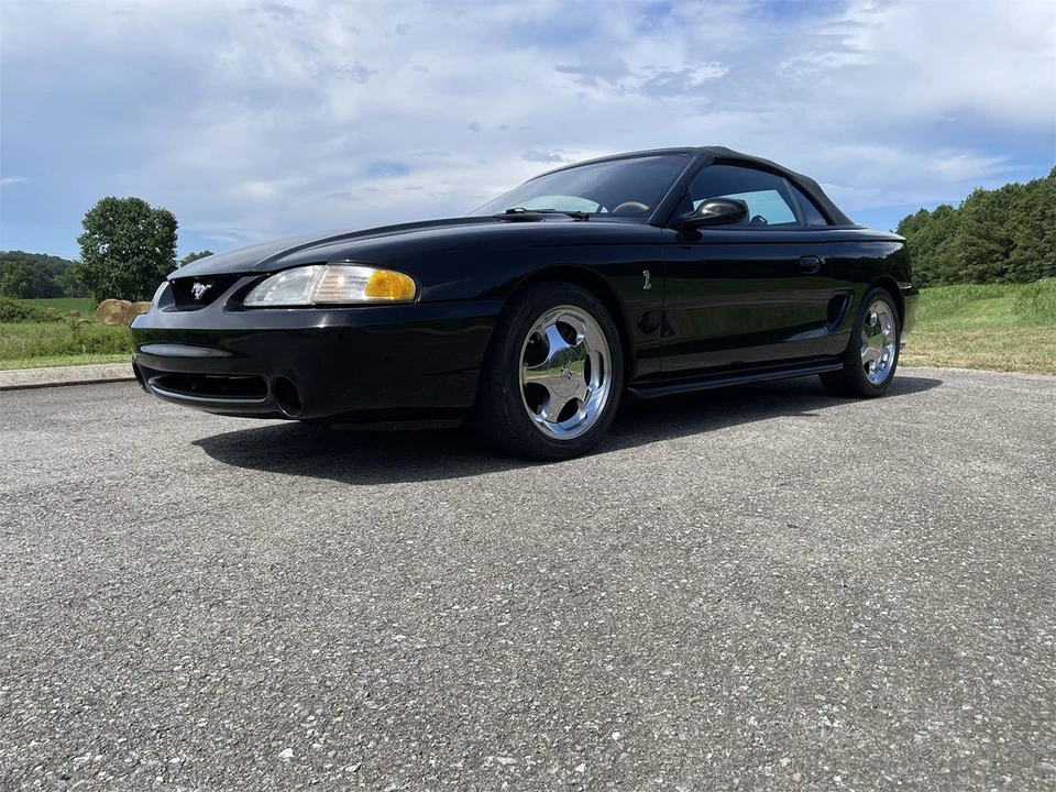 1994 Ford SN95 Mustang Cobra - Image 3 of 31