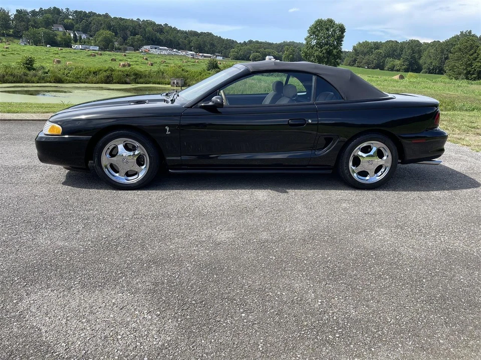 1994 Ford SN95 Mustang Cobra - Image 19 of 31