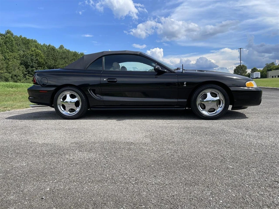 1994 Ford SN95 Mustang Cobra - Image 20 of 31