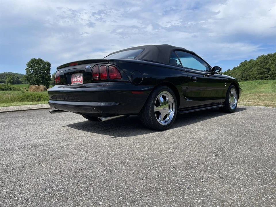 1994 Ford SN95 Mustang Cobra - Image 28 of 31