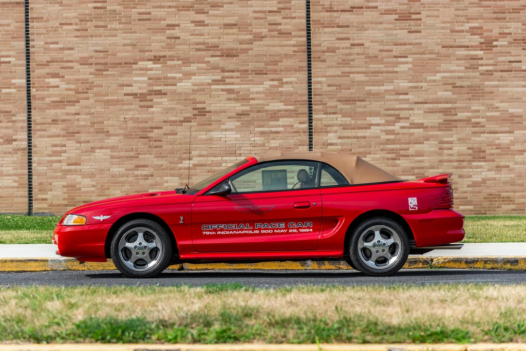 1994 Ford SN95 Mustang Cobra - Image 13 of 31