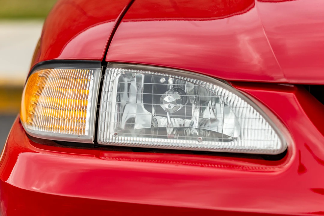 1994 Ford SN95 Mustang Cobra - Image 20 of 31