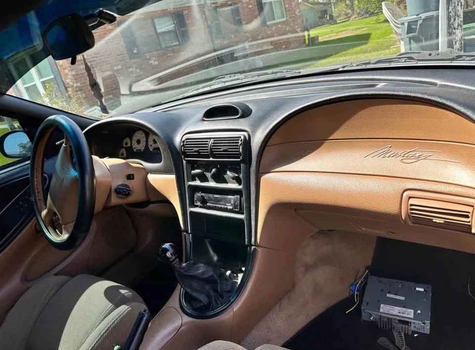 1994 Ford SN95 Mustang Cobra - Image 10 of 11