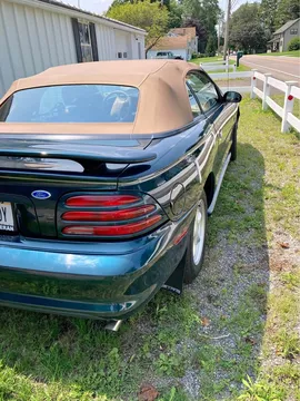 1994 Ford Mustang Convertible 2D