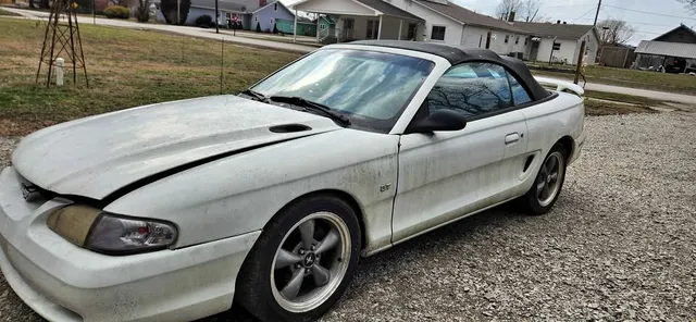 1994 Ford Mustang Convertible 2D