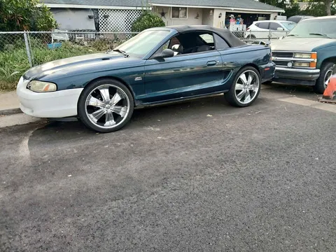1994 Ford Mustang Convertible 2D