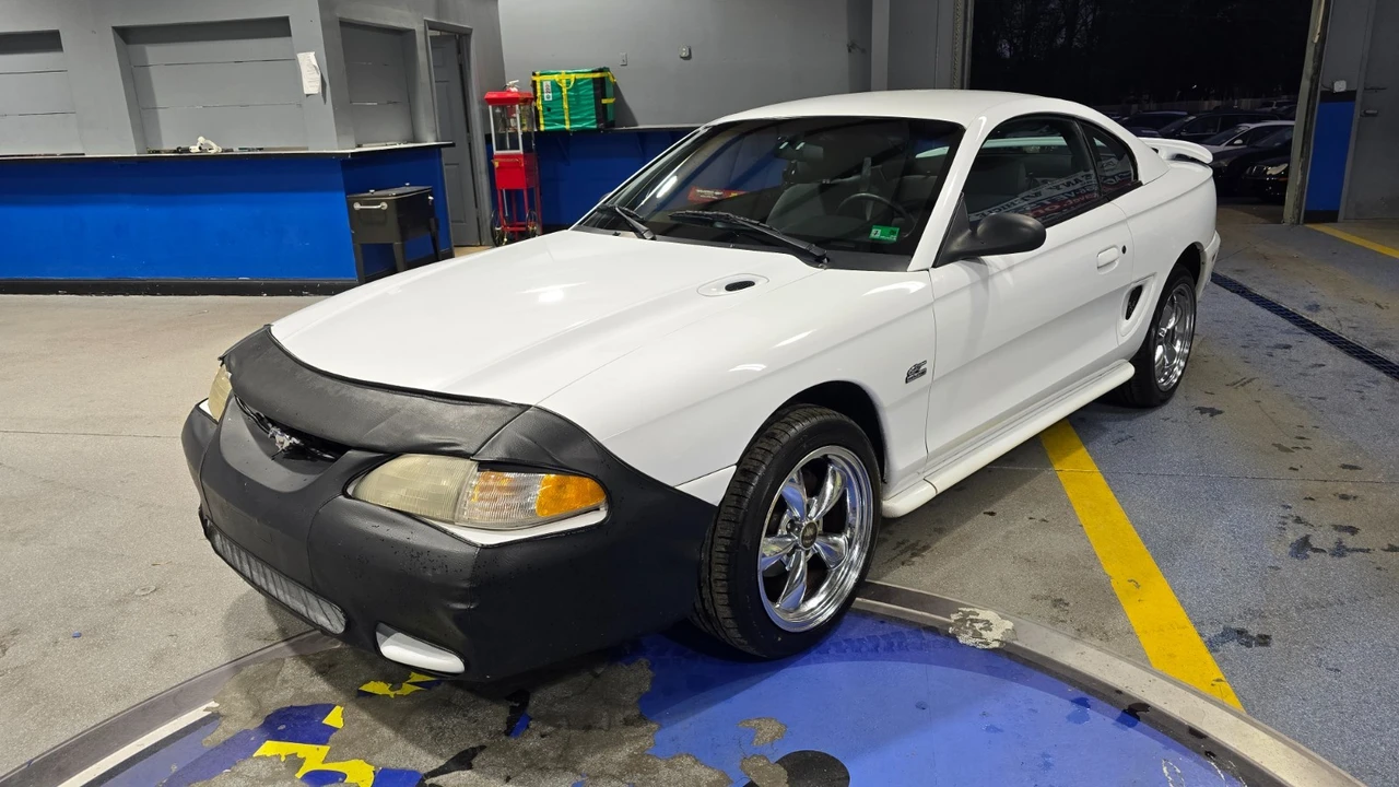 1994 Ford SN95 Mustang - Image 2 of 21