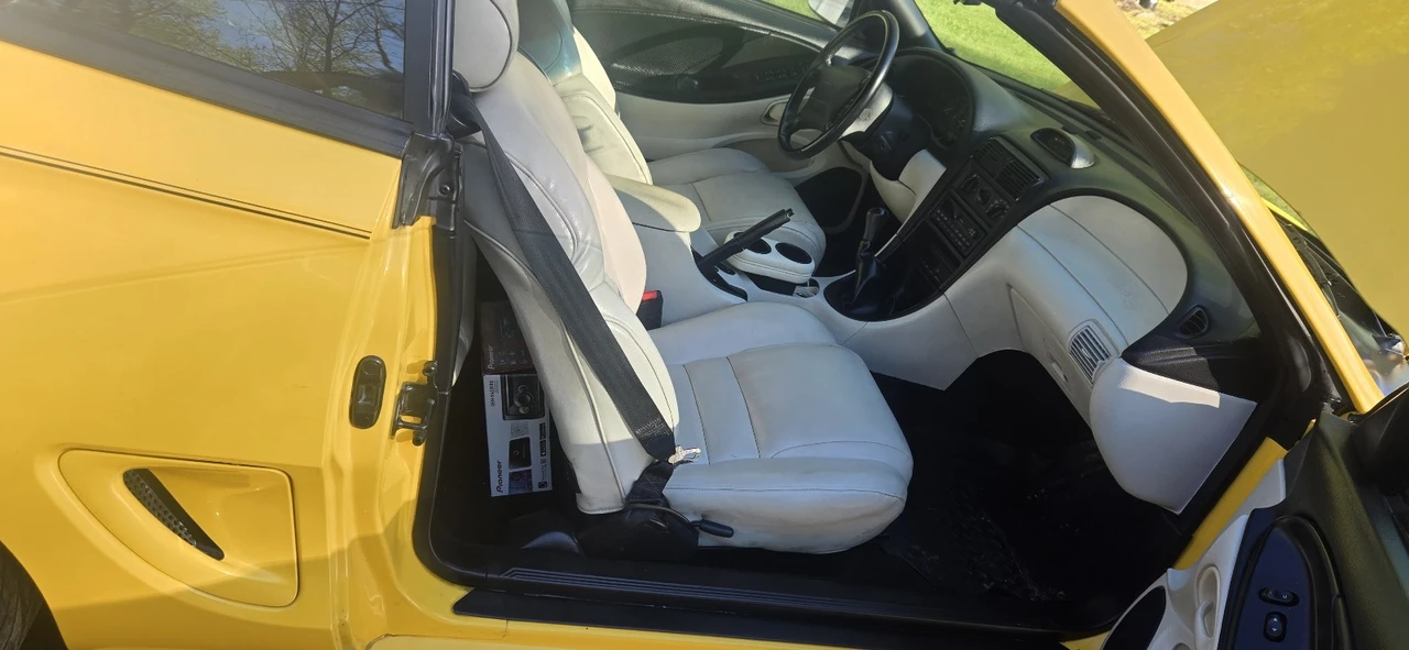 1994 Ford SN95 Mustang - Image 12 of 17