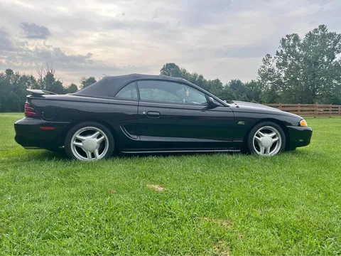 1994 Ford Mustang GT Convertible 2D