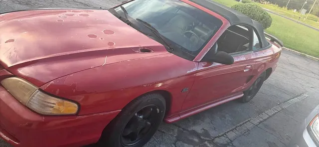 1994 Ford Mustang GT Convertible 2D