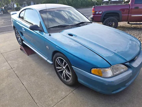 1994 Ford Mustang GT Coupe 2D
