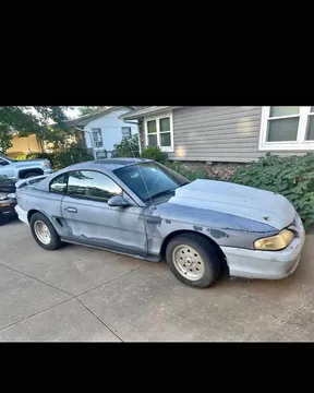 1994 Ford Mustang GT Coupe 2D