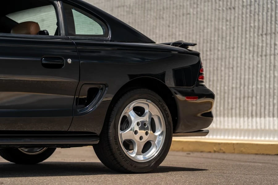 1994 Ford SN95 Mustang Cobra - Image 8 of 26