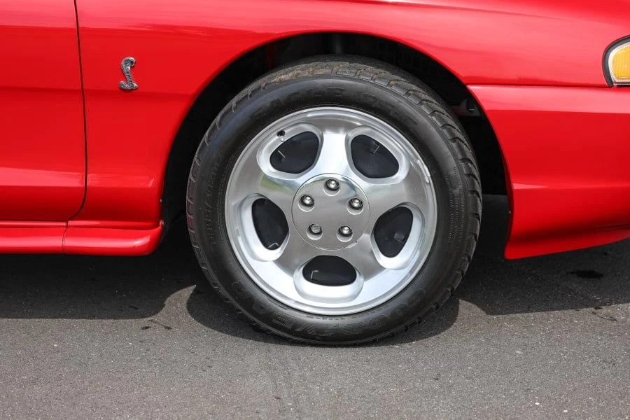 1994 Ford SN95 Mustang Cobra - Image 19 of 31