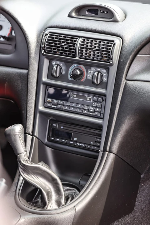 1994 Ford SN95 Mustang Cobra - Image 27 of 31
