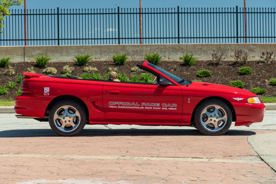 1994 Ford SN95 Mustang Cobra - Image 2 of 31