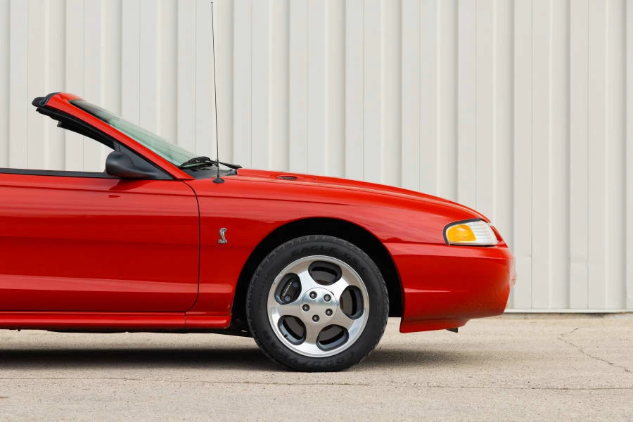 1994 Ford SN95 Mustang Cobra - Image 15 of 31