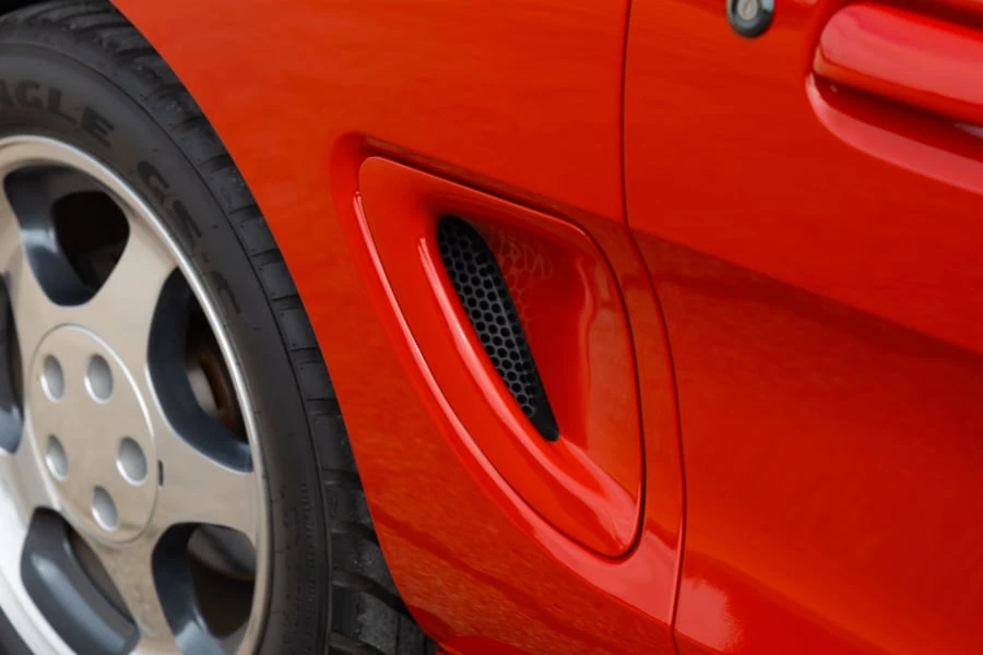 1994 Ford SN95 Mustang Cobra - Image 16 of 31
