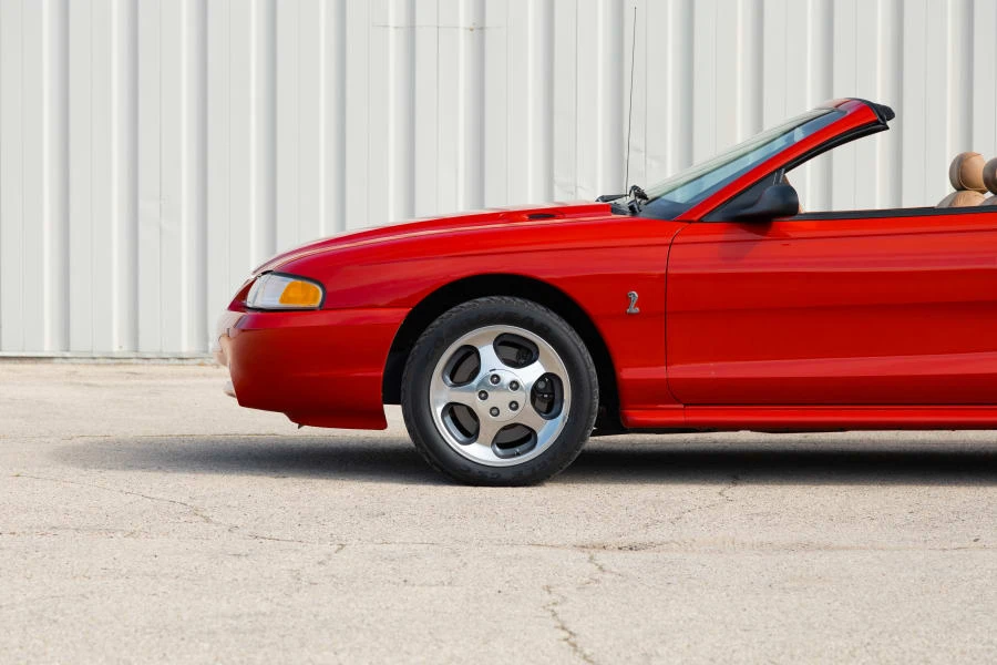 1994 Ford SN95 Mustang Cobra - Image 17 of 31