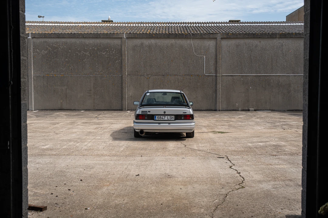 1994 Ford Sierra RS Cosworth - Image 10 of 31