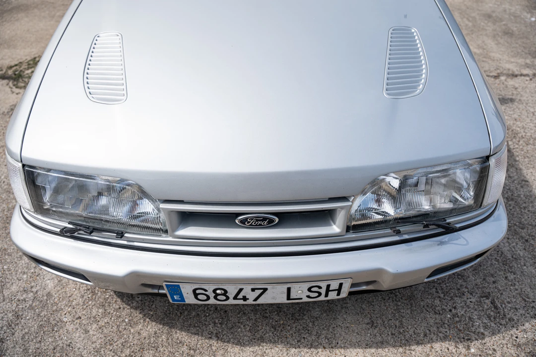 1994 Ford Sierra RS Cosworth - Image 19 of 31