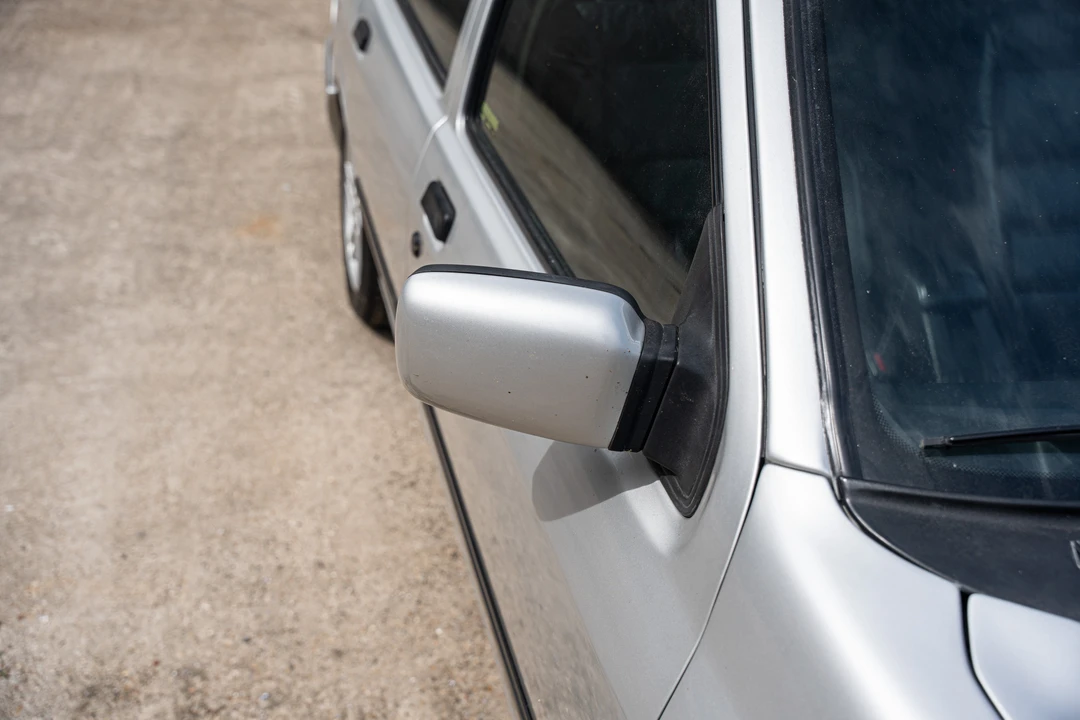 1994 Ford Sierra RS Cosworth - Image 30 of 31