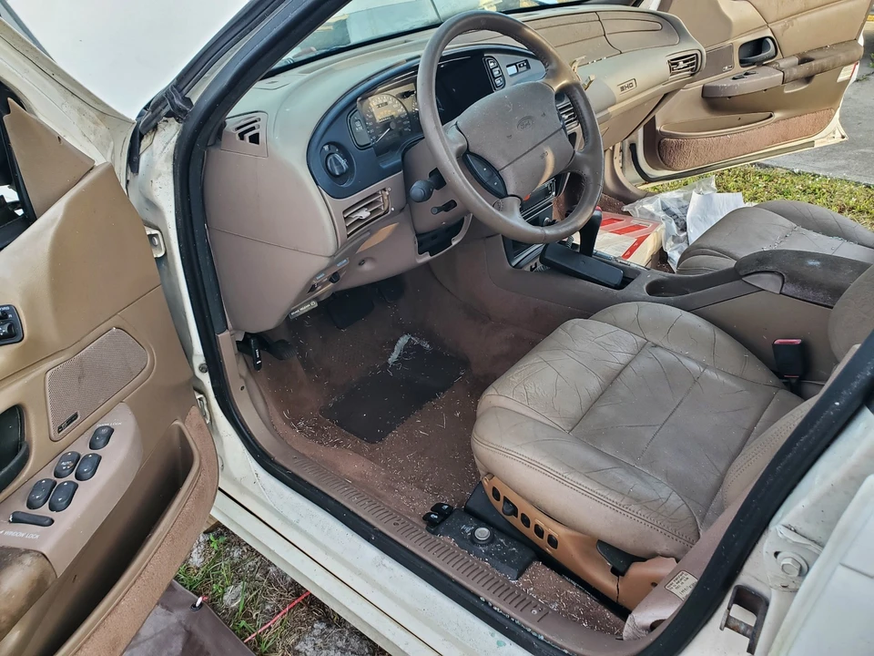1994 Ford Taurus SHO 2nd Gen - Image 15 of 21