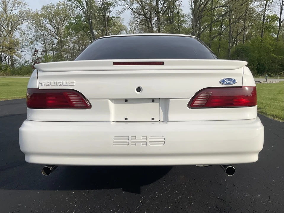 1994 Ford Taurus SHO 2nd Gen - Image 14 of 31