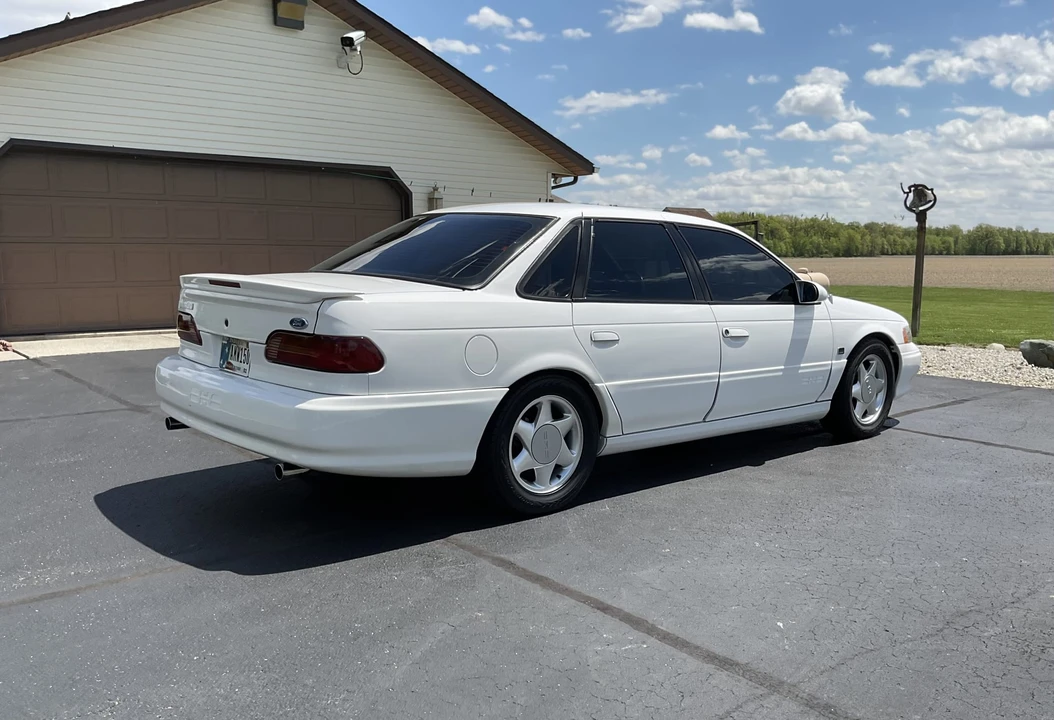 1994 Ford Taurus SHO 2nd Gen - Image 17 of 31