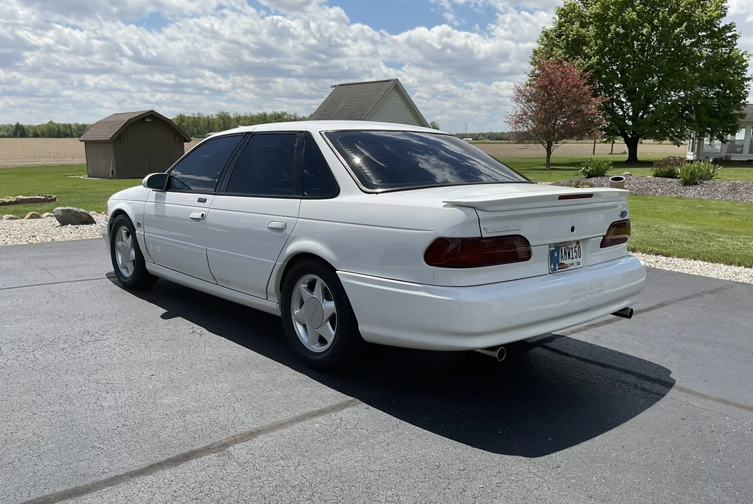 1994 Ford Taurus SHO 2nd Gen - Image 10 of 31
