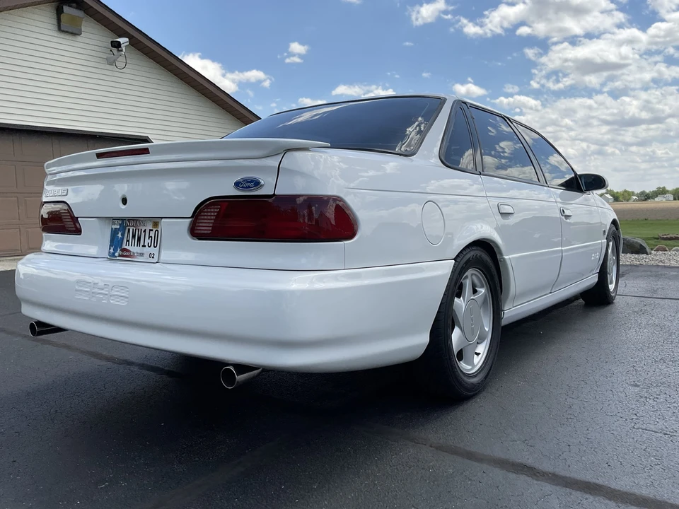 1994 Ford Taurus SHO 2nd Gen - Image 15 of 31