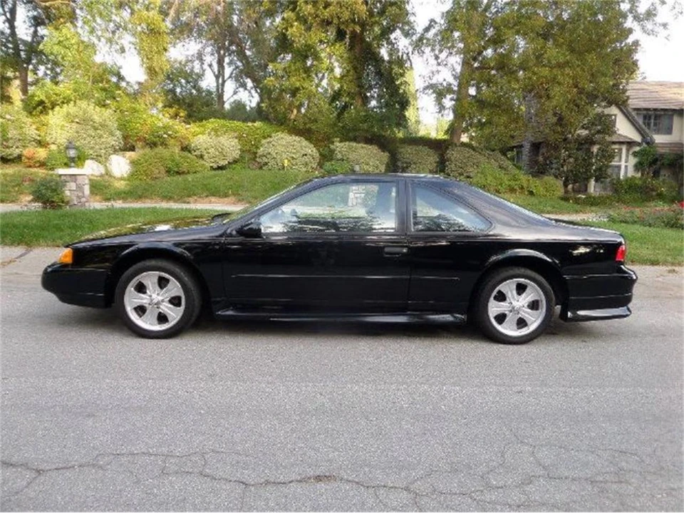 1994 Ford Thunderbird 10th Gen - Image 4 of 12