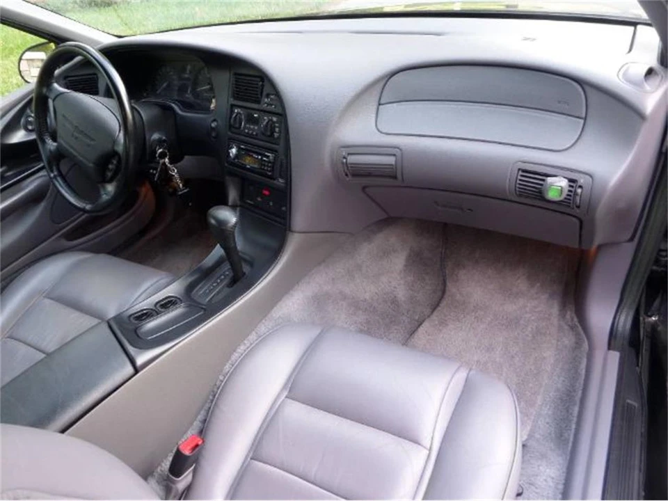 1994 Ford Thunderbird 10th Gen - Image 8 of 12