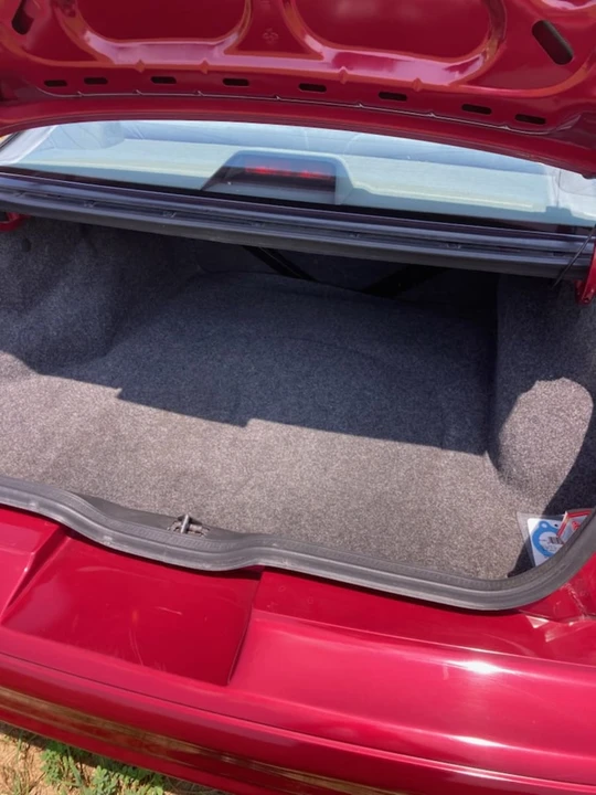 1994 Ford Thunderbird 10th Gen - Image 11 of 11