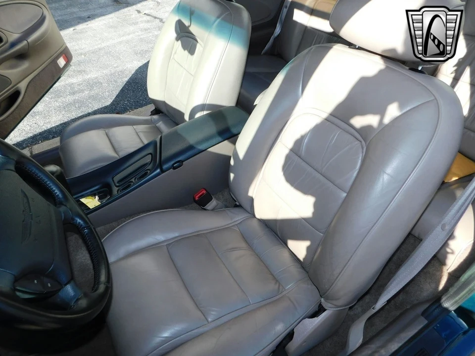 1994 Ford Thunderbird 10th Gen - Image 19 of 21