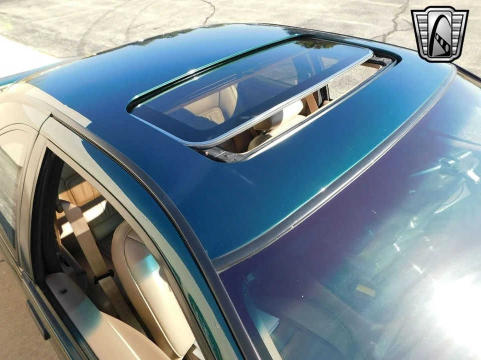 1994 Ford Thunderbird 10th Gen - Image 10 of 12