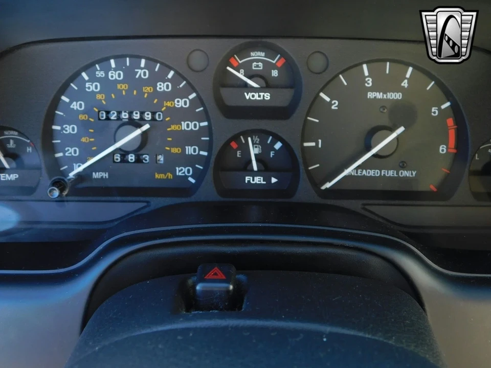 1994 Ford Thunderbird 10th Gen - Image 14 of 21