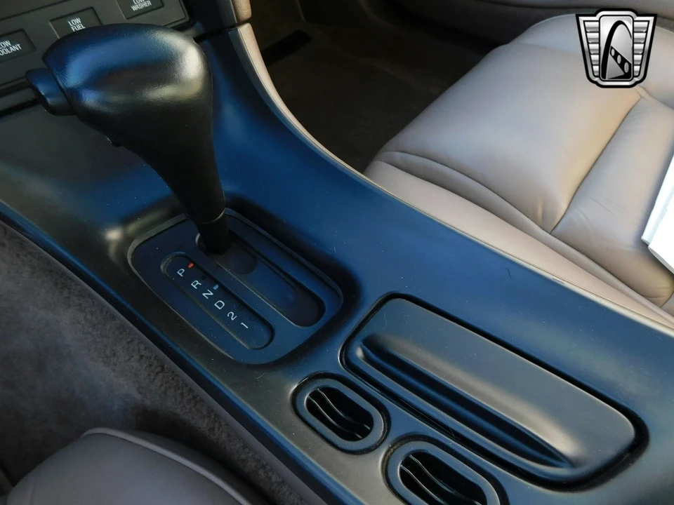 1994 Ford Thunderbird 10th Gen - Image 17 of 21