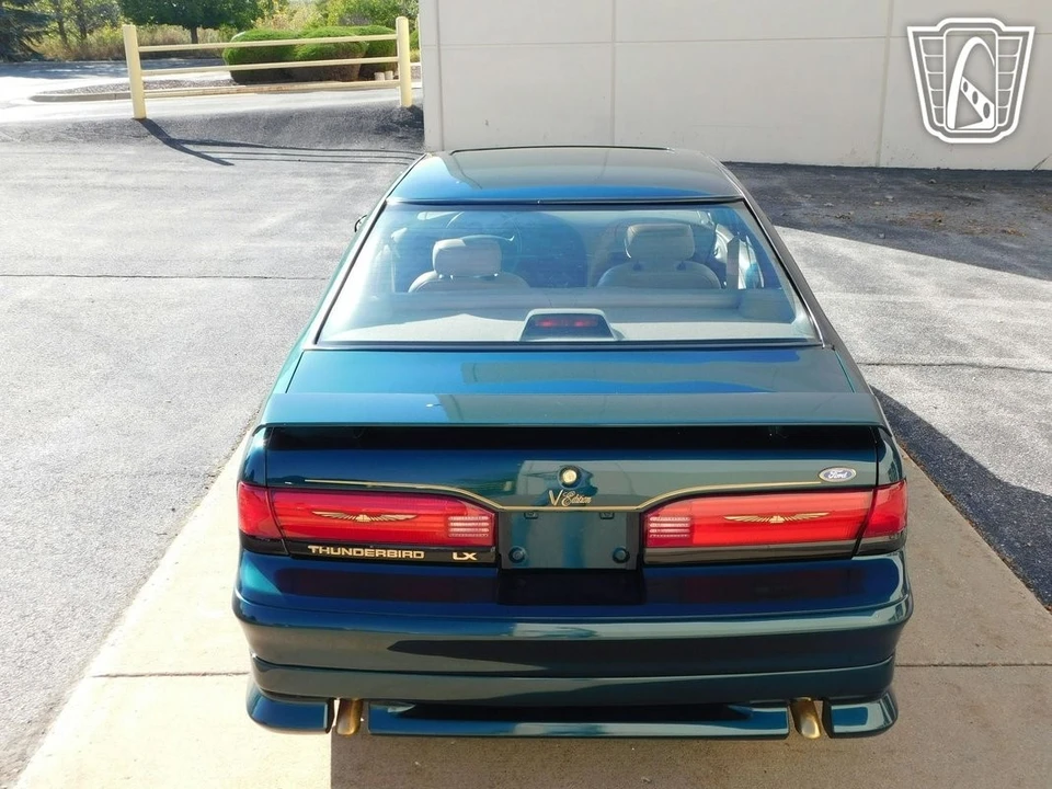 1994 Ford Thunderbird 10th Gen - Image 9 of 12