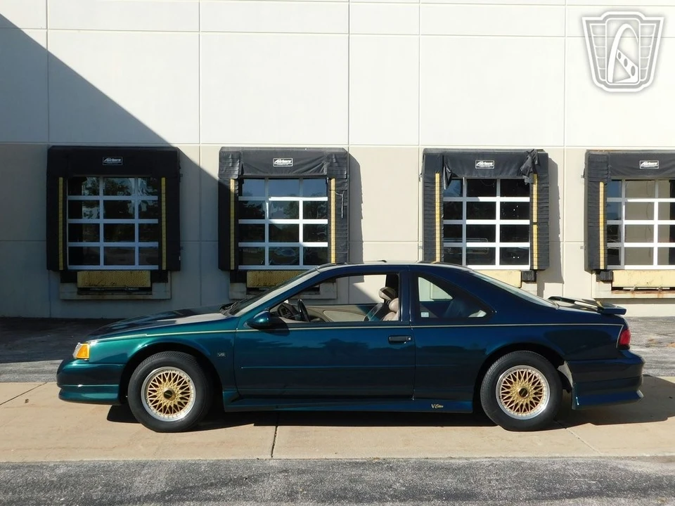 1994 Ford Thunderbird 10th Gen - Image 11 of 12