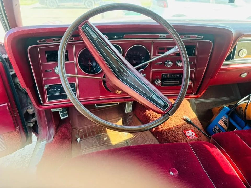 1994 Ford Thunderbird 10th Gen - Image 17 of 19