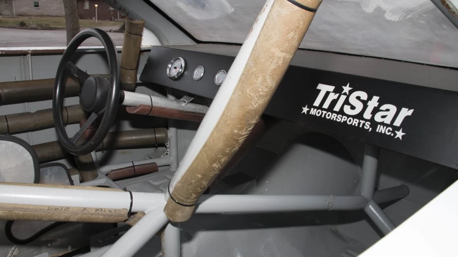 1994 Ford Thunderbird 10th Gen - Image 5 of 12
