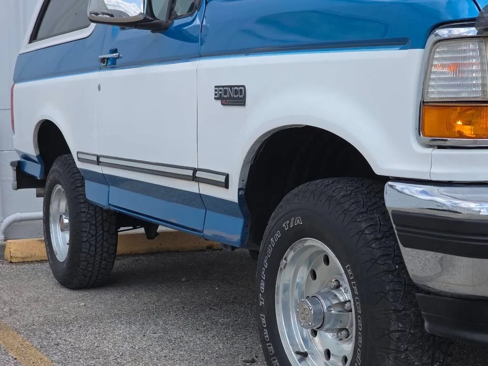 1994 Ford Bronco 5th Gen - Image 13 of 20