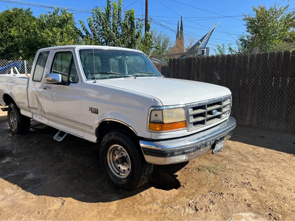 1994 Ford Econoline Van - Image 2 of 2