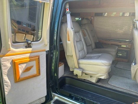 1994 Ford Econoline Van - Image 11 of 14