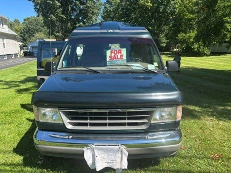 1994 Ford Econoline Van - Image 13 of 14