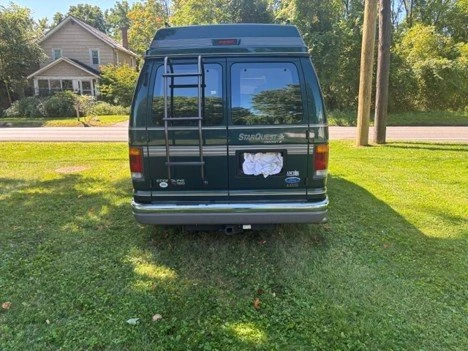 1994 Ford Econoline Van - Image 10 of 14