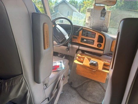 1994 Ford Econoline Van - Image 5 of 14